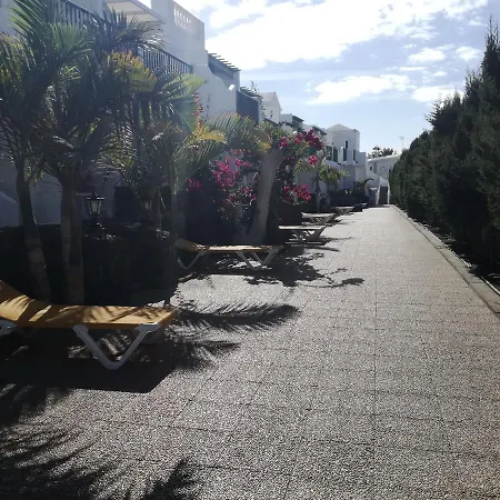 阿库阿里奥索尔公寓